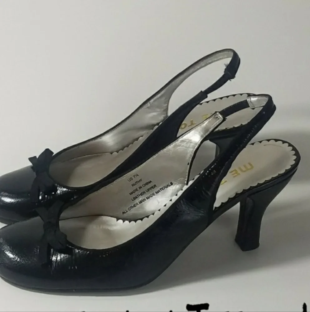 ๐ PATENT LEATHER ME TOO RUTHY PUMPS SZ 9 VNPLC - Picture 1 of 16
